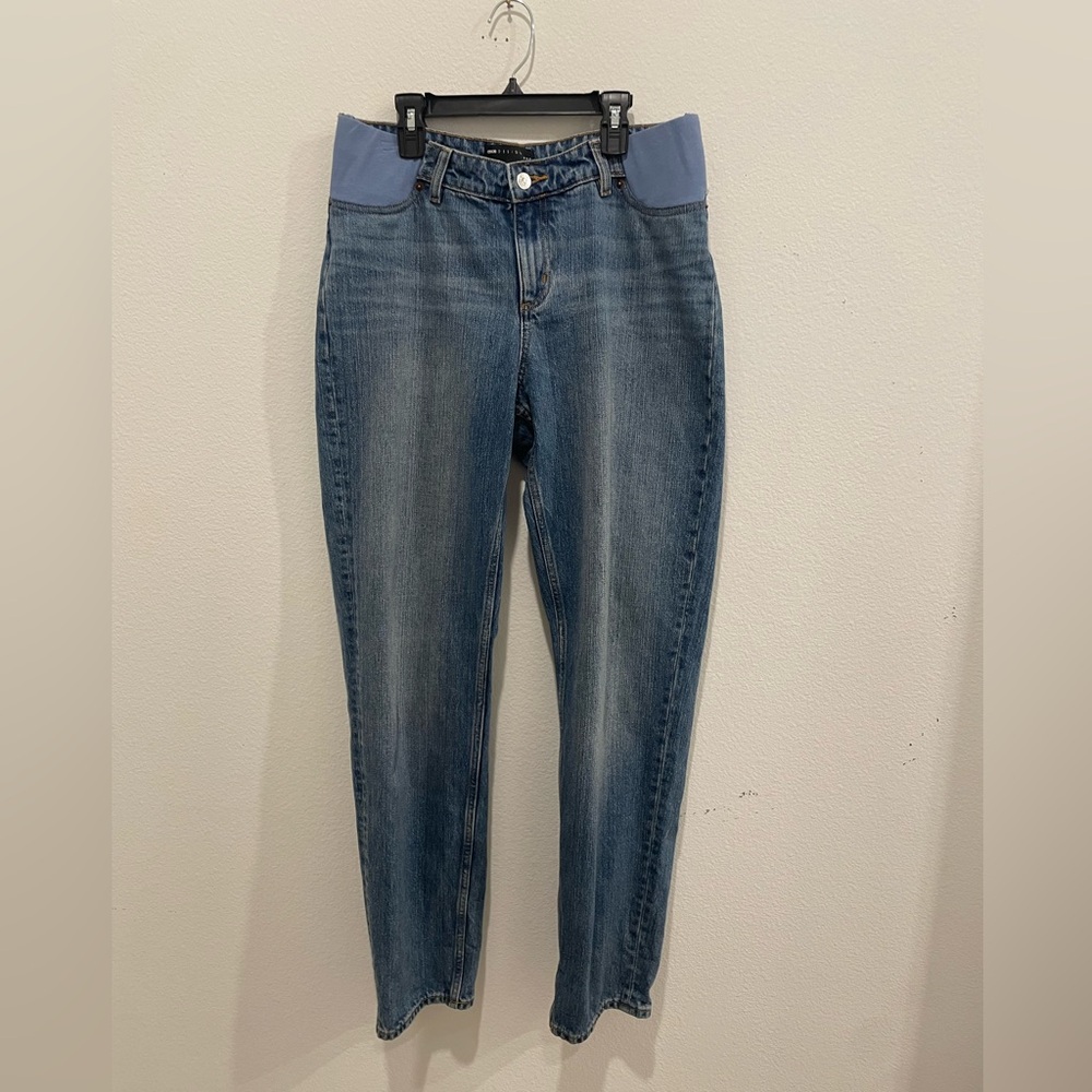 ASOS DESIGN Maternity high waist
'slouchy' mom jeans in stonewash